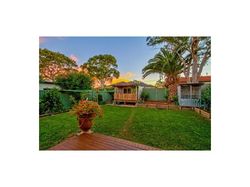 38 Laelana Avenue, Budgewoi NSW 2262