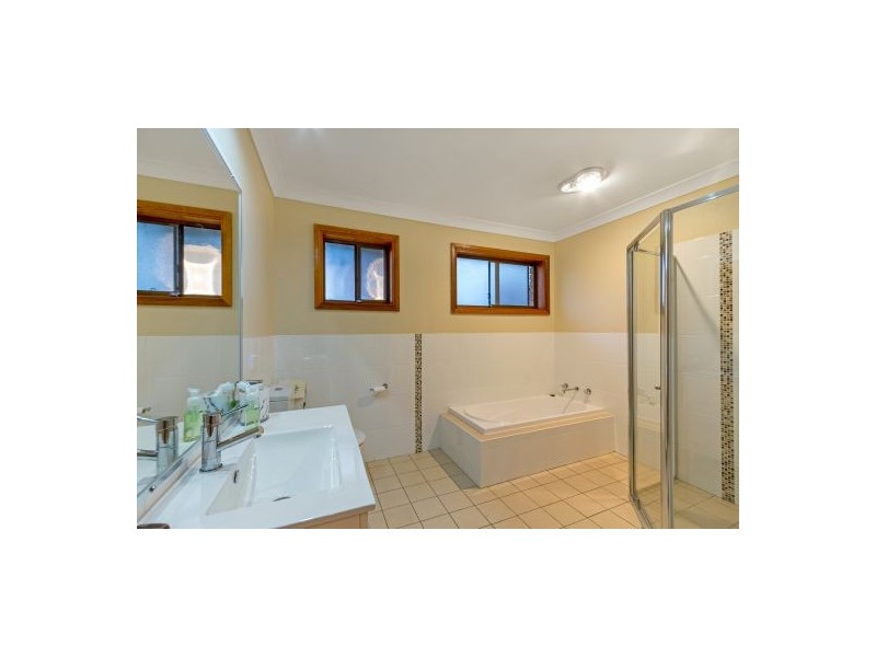 38 Laelana Avenue, Budgewoi NSW 2262