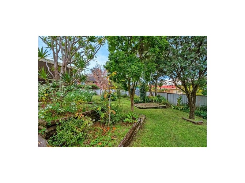 11 Alisa Close, Lake Haven NSW 2263