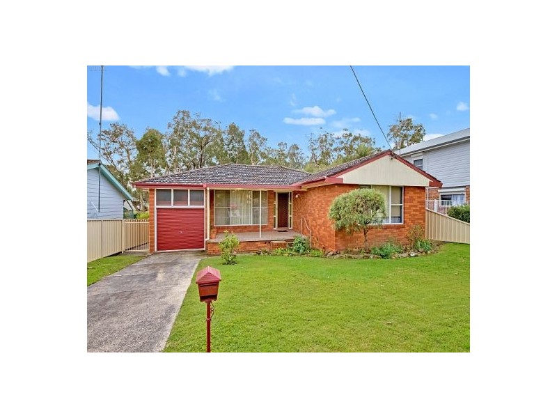 18 Nicholson Crescent, Toukley NSW 2263