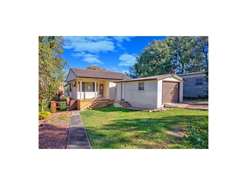 38 Diamond Head Drive, Budgewoi NSW 2262