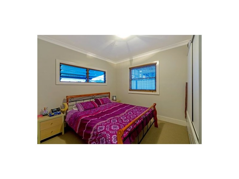 180 Manoa Road, Budgewoi NSW 2262