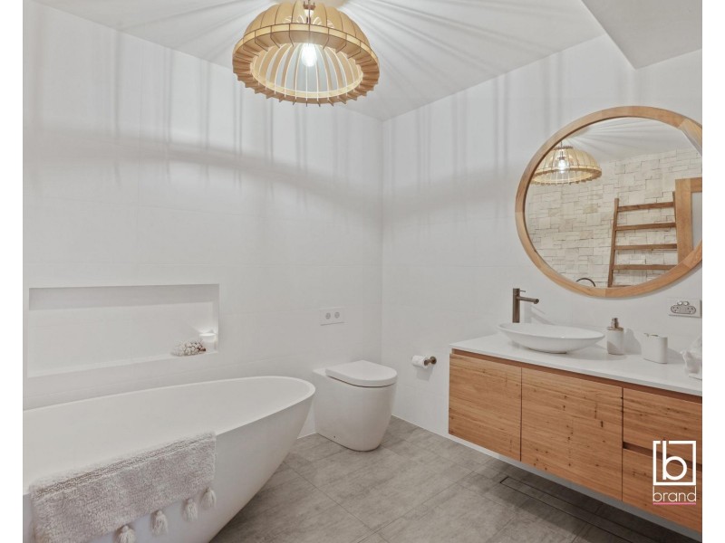 4 Bush Street, Norah Head NSW 2263