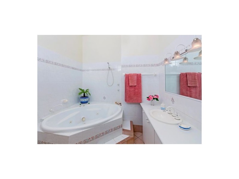 56 Leonard Avenue, Toukley NSW 2263