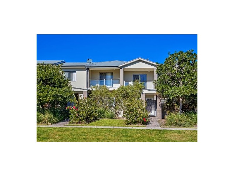 2/2 Gallipoli Road, Long Jetty NSW 2261