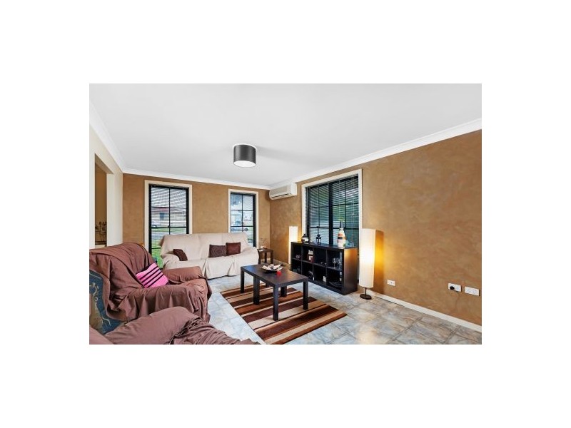 33 Goobarabah Avenue, Lake Haven NSW 2263