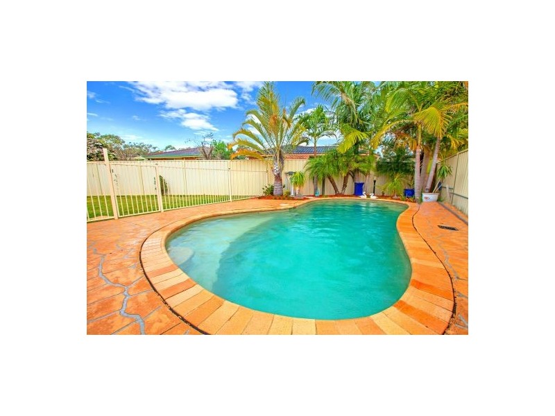 8 Anchorage Circle, Summerland Point NSW 2259