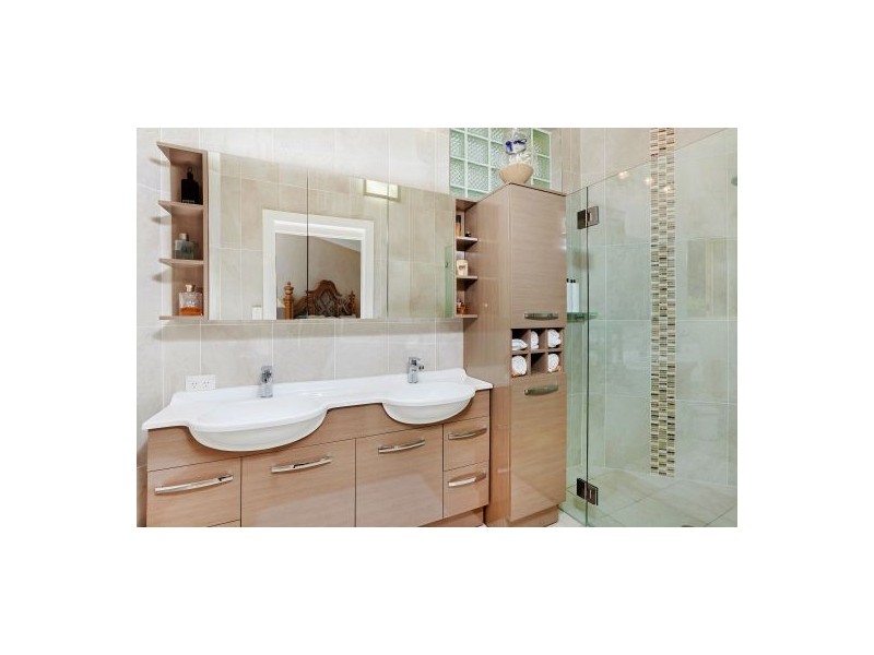 28 Greenbank Road, Glenning Valley NSW 2261