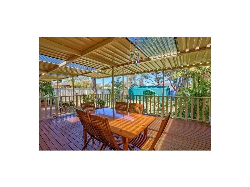 2 Kingston Road, Kanwal NSW 2259