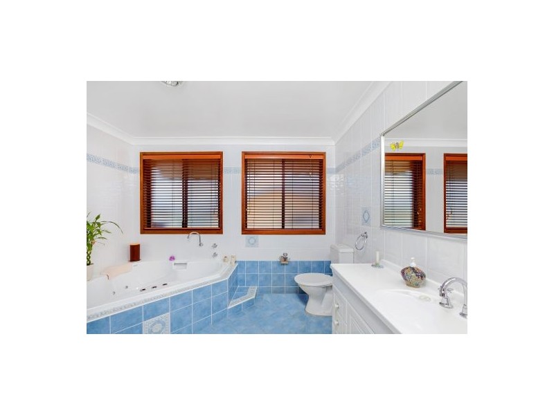 2 Kingston Road, Kanwal NSW 2259