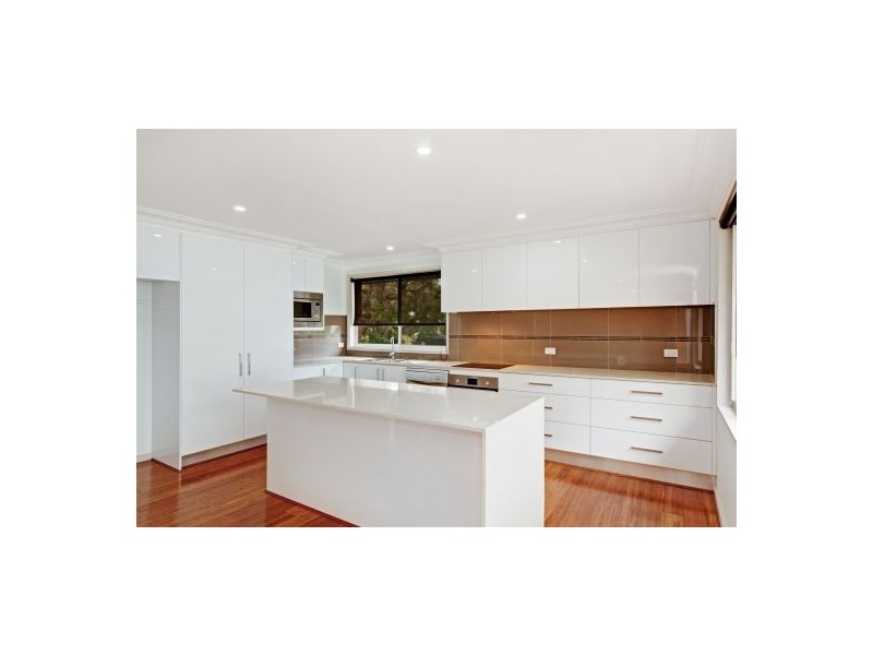 42 Woodland Parkway, Buff Point NSW 2262