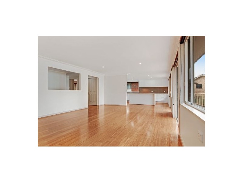 42 Woodland Parkway, Buff Point NSW 2262