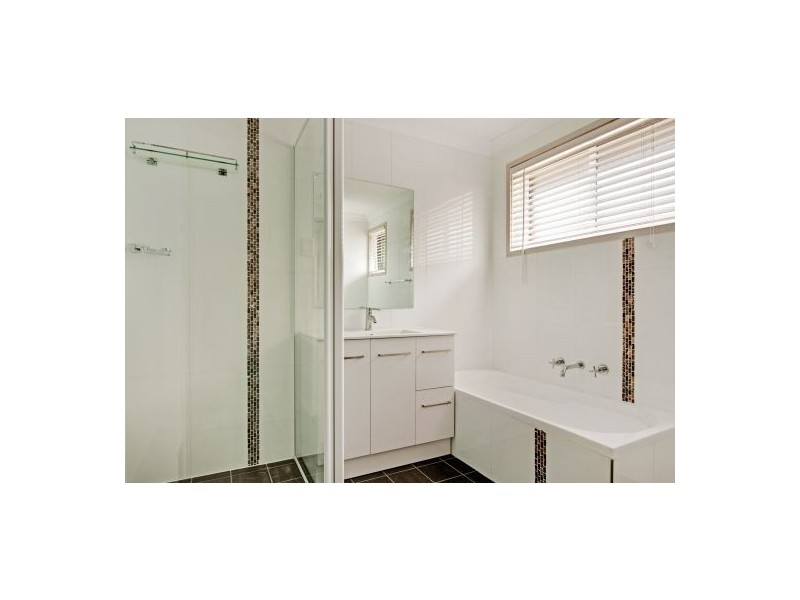 42 Woodland Parkway, Buff Point NSW 2262
