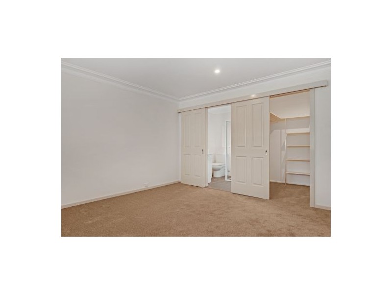 42 Woodland Parkway, Buff Point NSW 2262