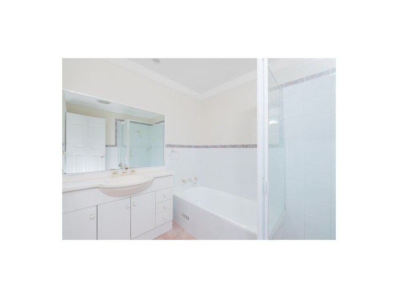 4/6 Elizabeth Drive, Noraville NSW 2263