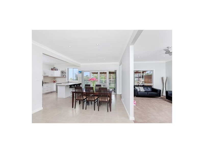 60 Pacific Highway, Doyalson NSW 2262