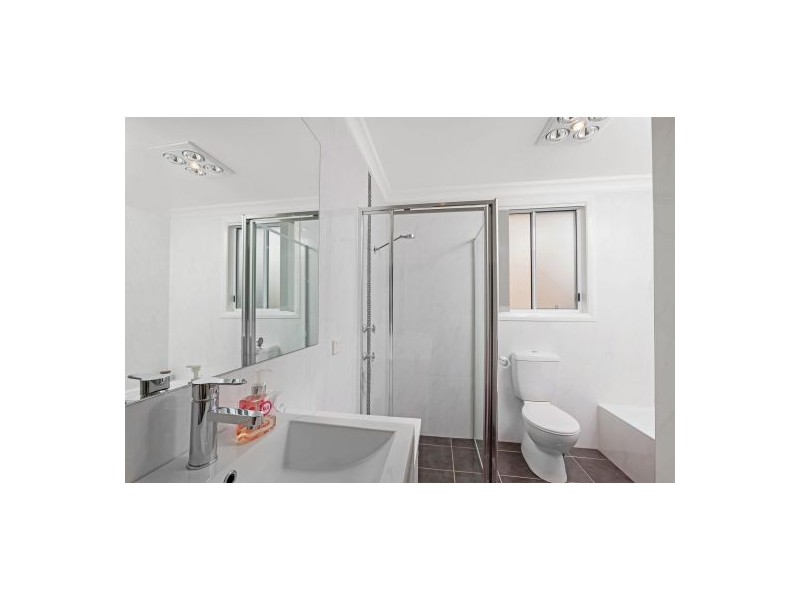 60 Pacific Highway, Doyalson NSW 2262