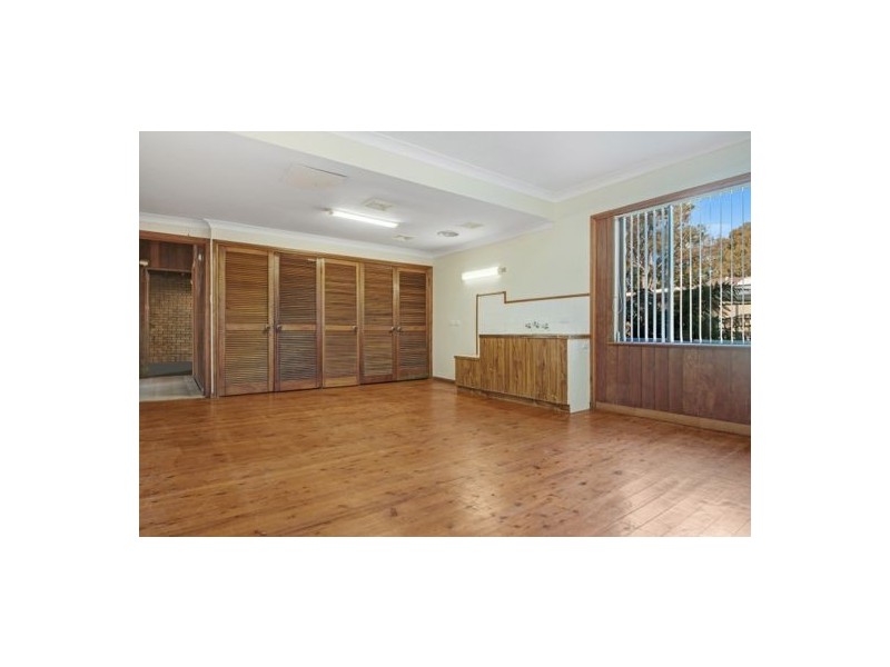 178 Tuggerawong Road, Wyongah NSW 2259