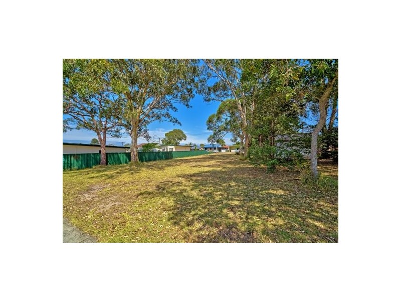 41 Glenavon Street, Toukley NSW 2263