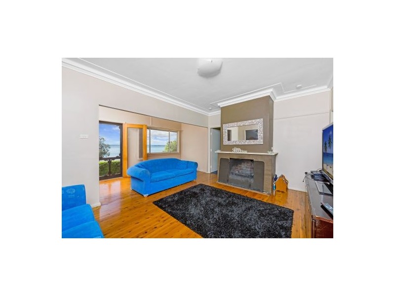 23 Peel Street, Toukley NSW 2263