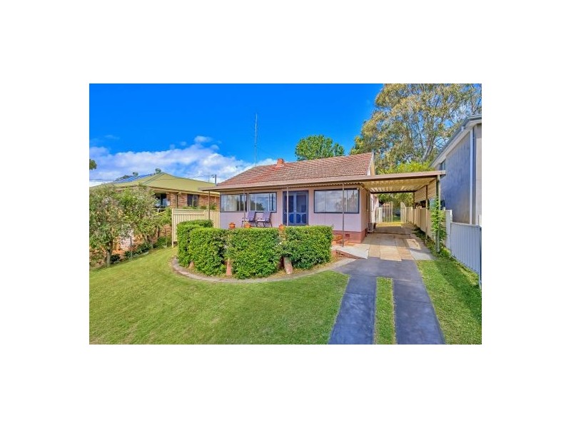 23 Peel Street, Toukley NSW 2263