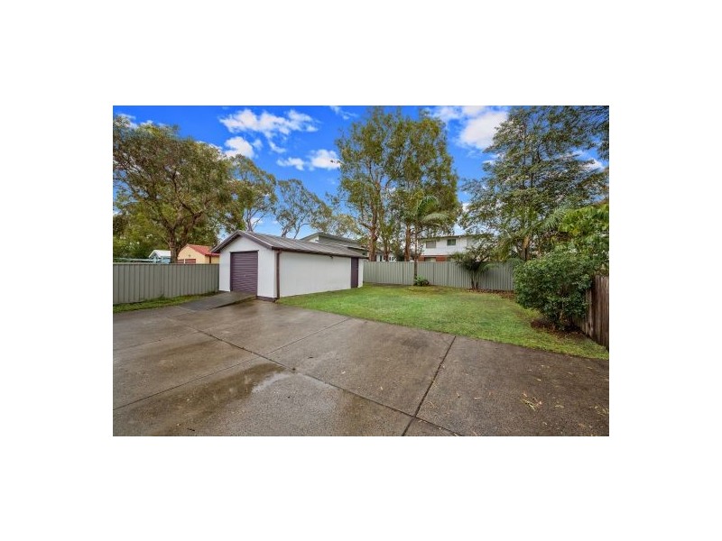 42 Seventh Avenue, Toukley NSW 2263