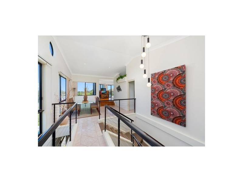 4 Kailua Avenue, Budgewoi NSW 2262
