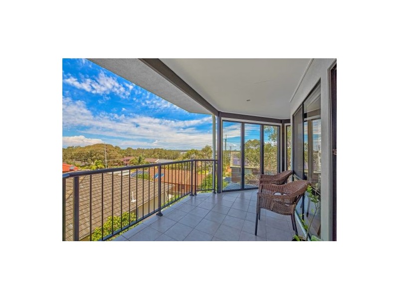 4 Kailua Avenue, Budgewoi NSW 2262