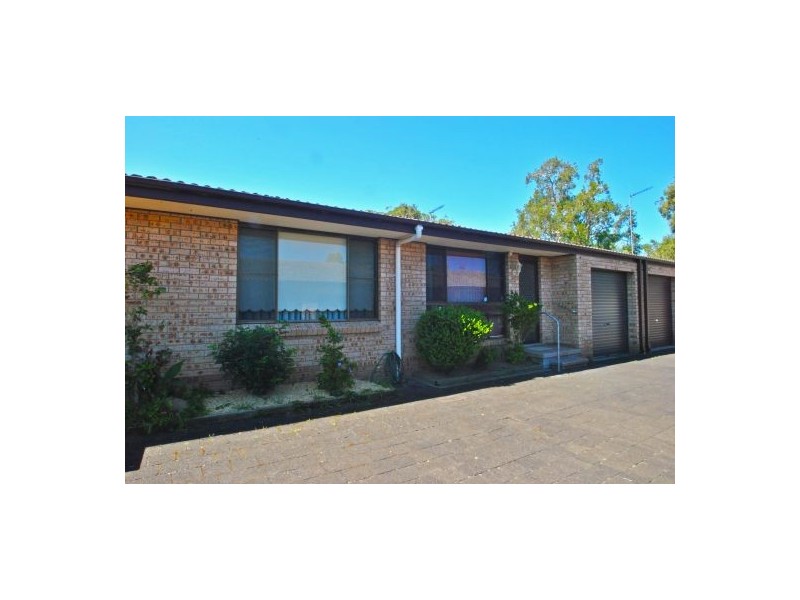 2/1-3 Athol Street, Toukley NSW 2263