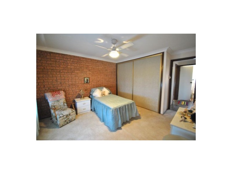 2/1-3 Athol Street, Toukley NSW 2263