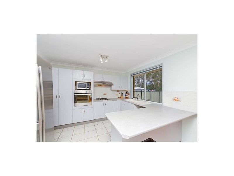 50 Gavin Way, Lake Haven NSW 2263