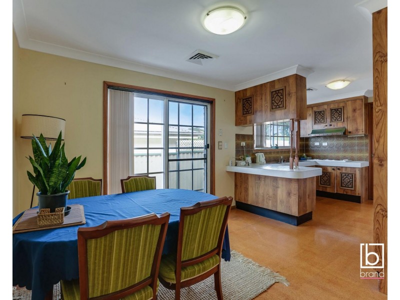 17 Fourth Avenue, Toukley NSW 2263