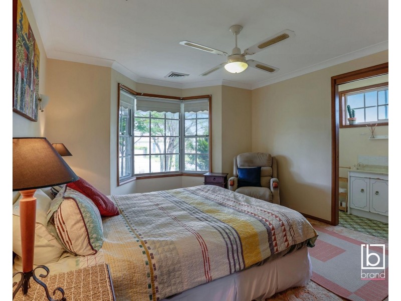 17 Fourth Avenue, Toukley NSW 2263