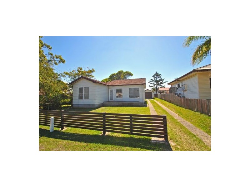 18 Fravent Street, Toukley NSW 2263
