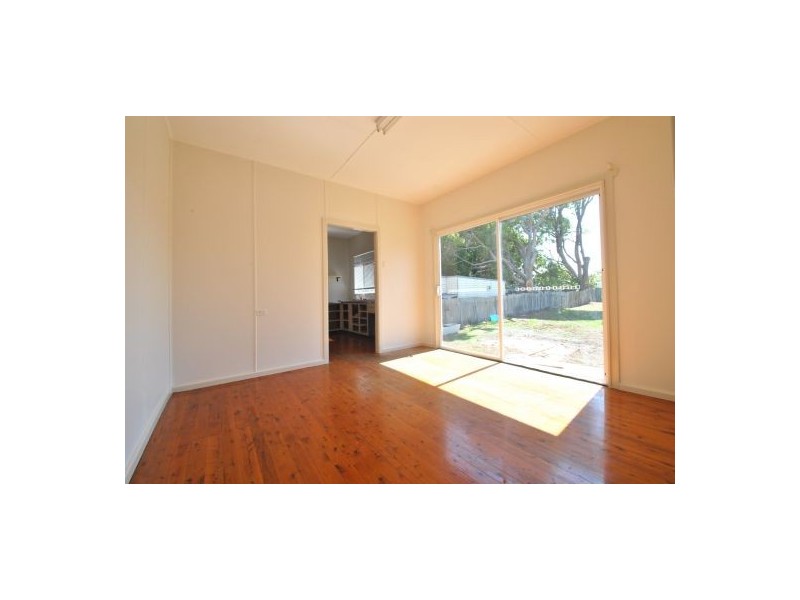 18 Fravent Street, Toukley NSW 2263