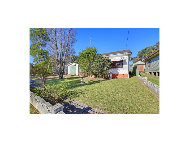 3 Banksia Street, Canton Beach NSW 2263