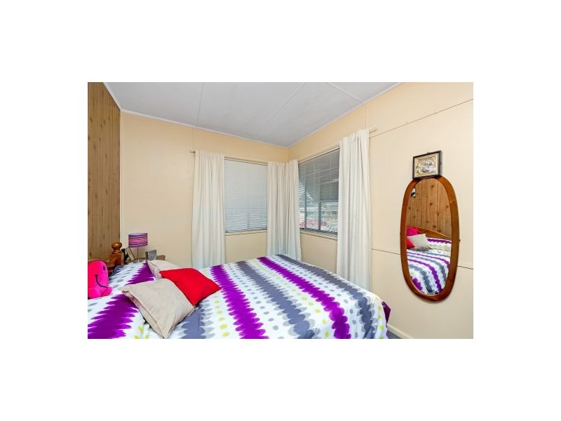 11 Athol Street, Toukley NSW 2263