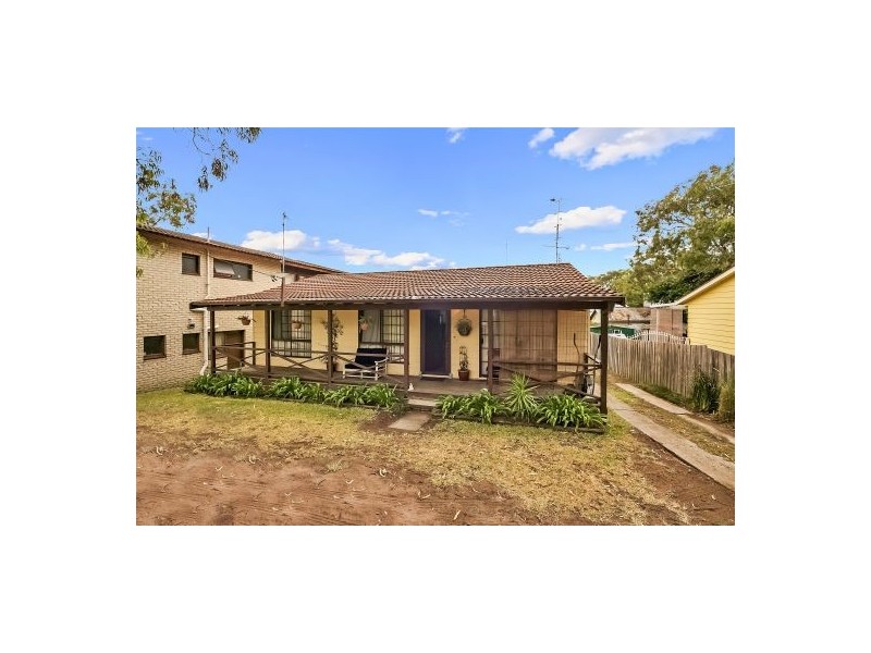 25 Scenic Drive, Budgewoi NSW 2262