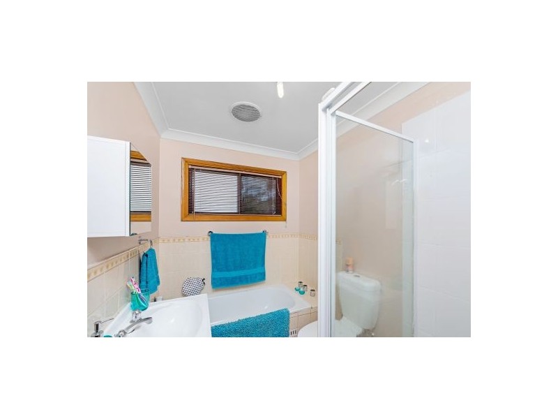 25 Scenic Drive, Budgewoi NSW 2262