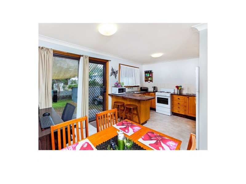 25 Scenic Drive, Budgewoi NSW 2262