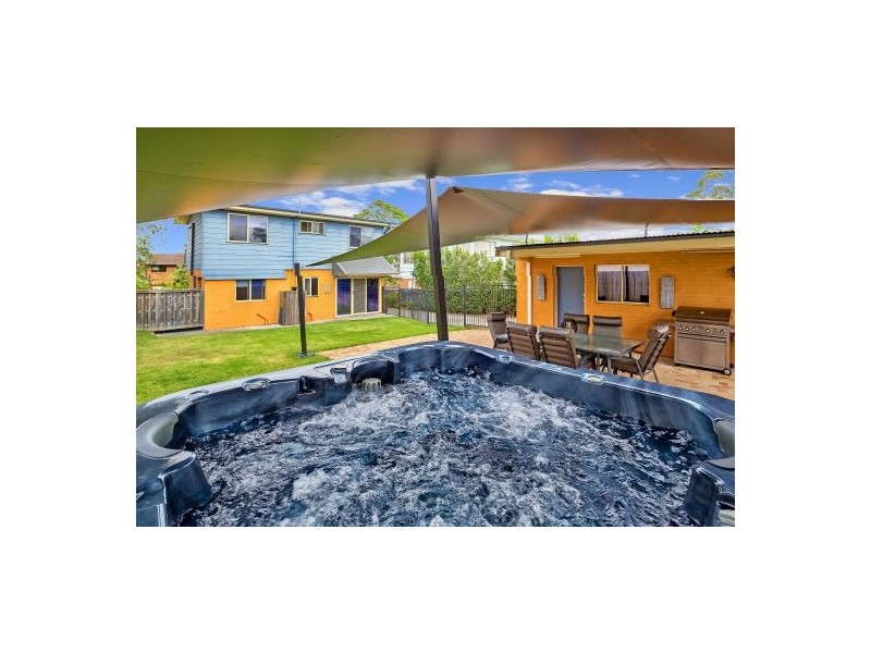 107 Terence Avenue, Lake Munmorah NSW 2259