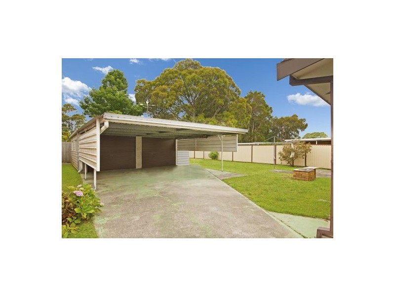 22 First Avenue, Toukley NSW 2263