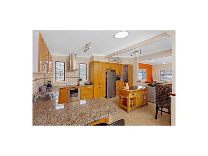 15 Kalani Street, Budgewoi NSW 2262