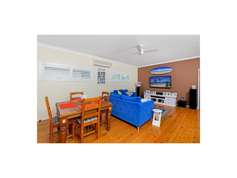 15 Kalani Street, Budgewoi NSW 2262