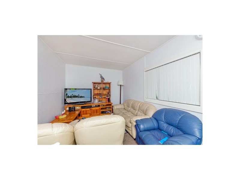 2a Yaralla Road, Toukley NSW 2263