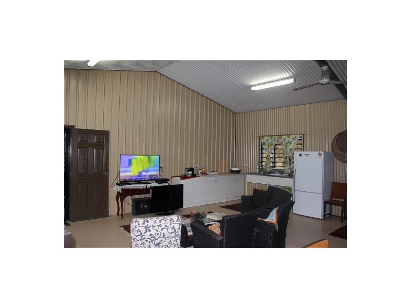 385 Batchelor Rd, Batchelor NT 0845
