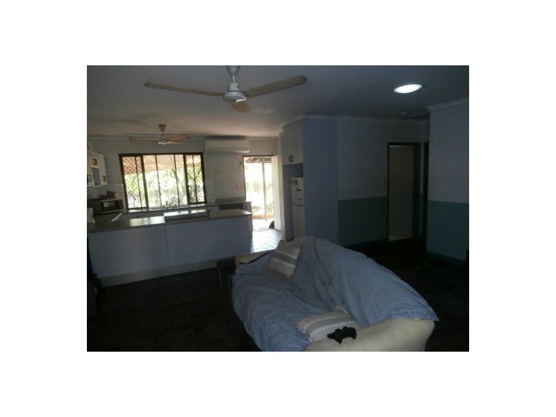 6 Sextant Court, Woodroffe NT 0830