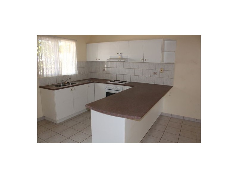 Duplex 1 80 Hutchison Terrace, Bakewell NT 0832