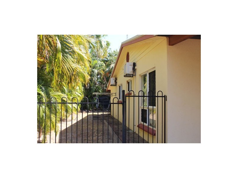 Duplex 1 80 Hutchison Terrace, Bakewell NT 0832