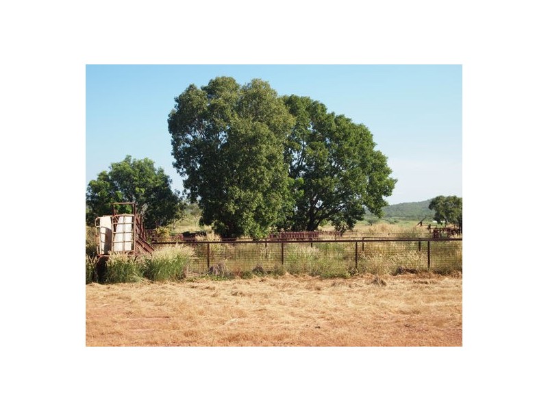 175 Strickland rd, Adelaide River NT 0846